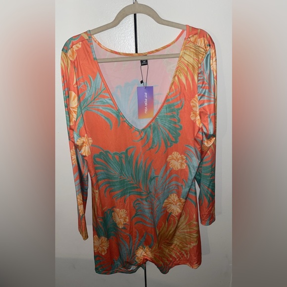 Taste of the Tropics Romper (NEW) - Picture 4 of 5